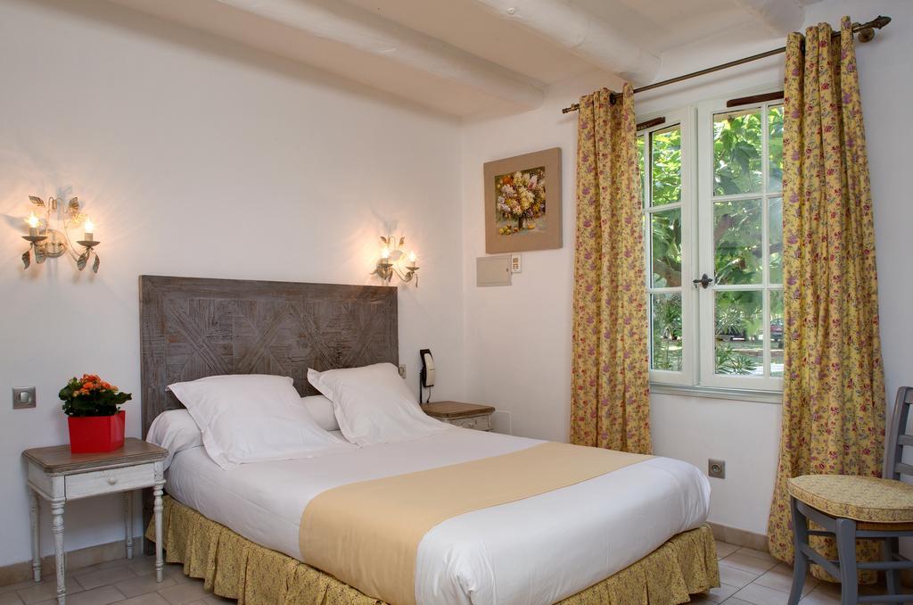 Des Sables Hotel